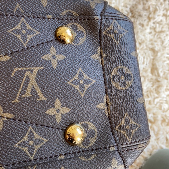ćSOLDćLouis Vuitton Montaigne MM - Picture 7 of 14